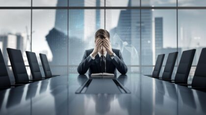 Le PDG qui a licencié 40 % de son équipe pour des bots raconte ce qu’il n’avait pas anticipé